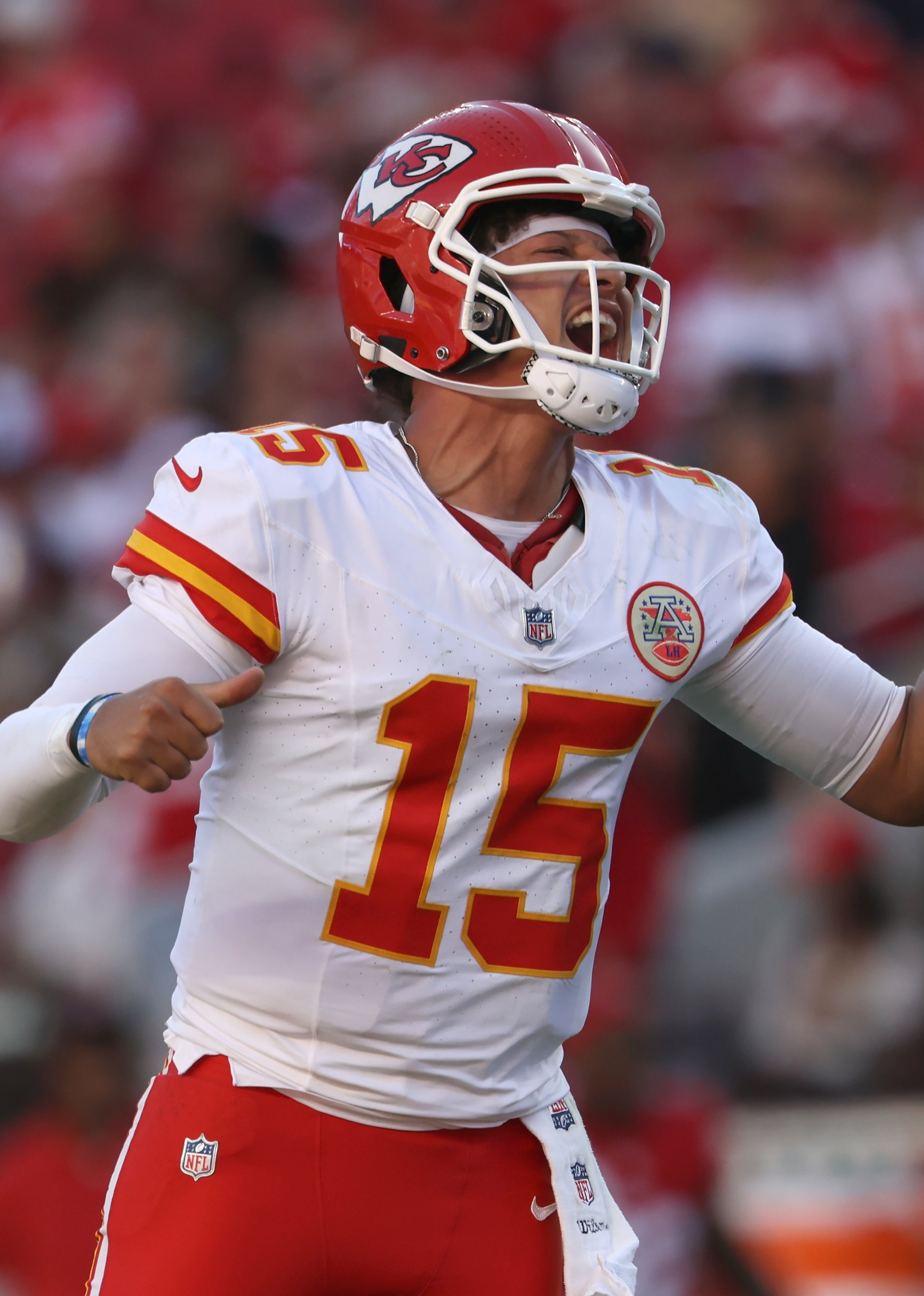 开云体育官网-阿联酋队员在比赛中展现出惊人实力，雄霸一方的简单介绍